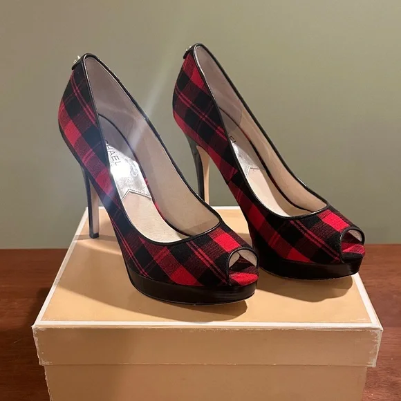 Michael Kors Plaid Peep-Toe Heels ✨🌹 - Picture 6 of 9